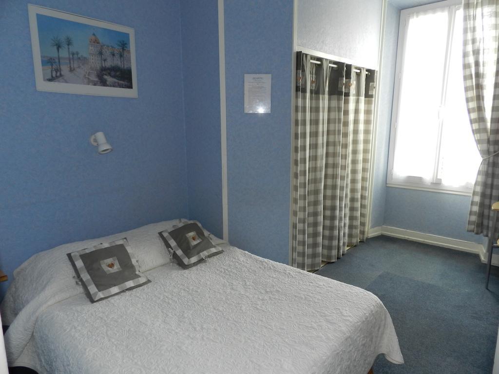 Hotel Du Mont Blanc Sallanches Quarto foto